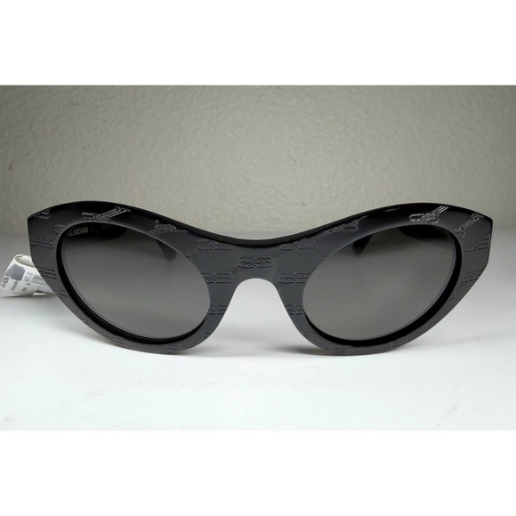 BALENCIAGA BB250S 001 BLACK GREY CAT EYE SUNGLASSES. 52 mm main image 14